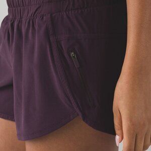 Lululemon Tracker Short Lined Size 6 Elastic Waist Band Zip Pocket